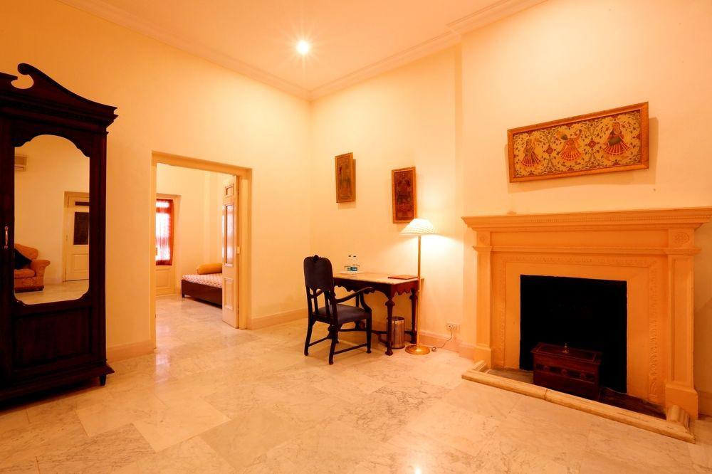 The Lallgarh Palace A Heritage Hotel Bikaner Luaran gambar