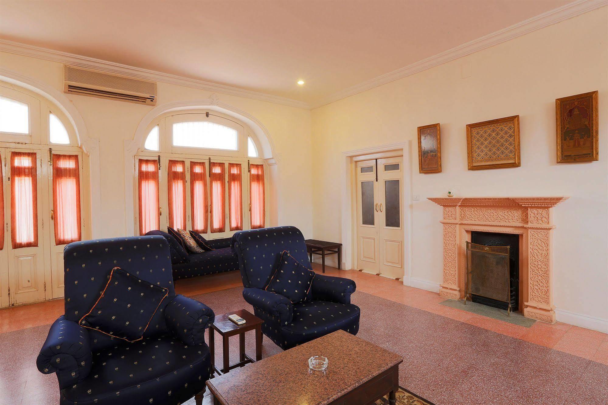 The Lallgarh Palace A Heritage Hotel Bikaner Luaran gambar
