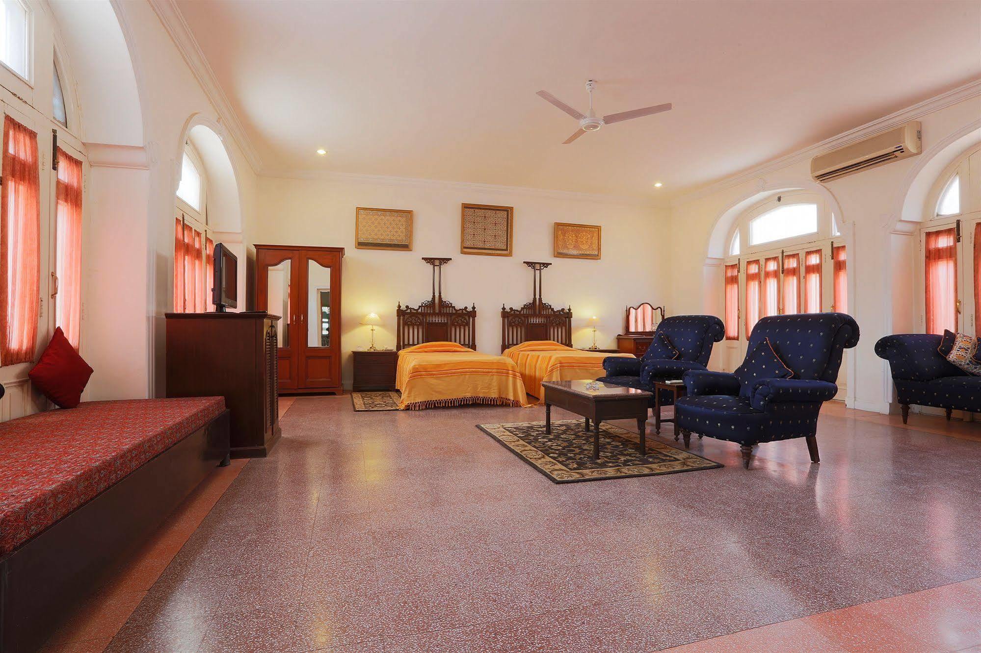 The Lallgarh Palace A Heritage Hotel Bikaner Luaran gambar