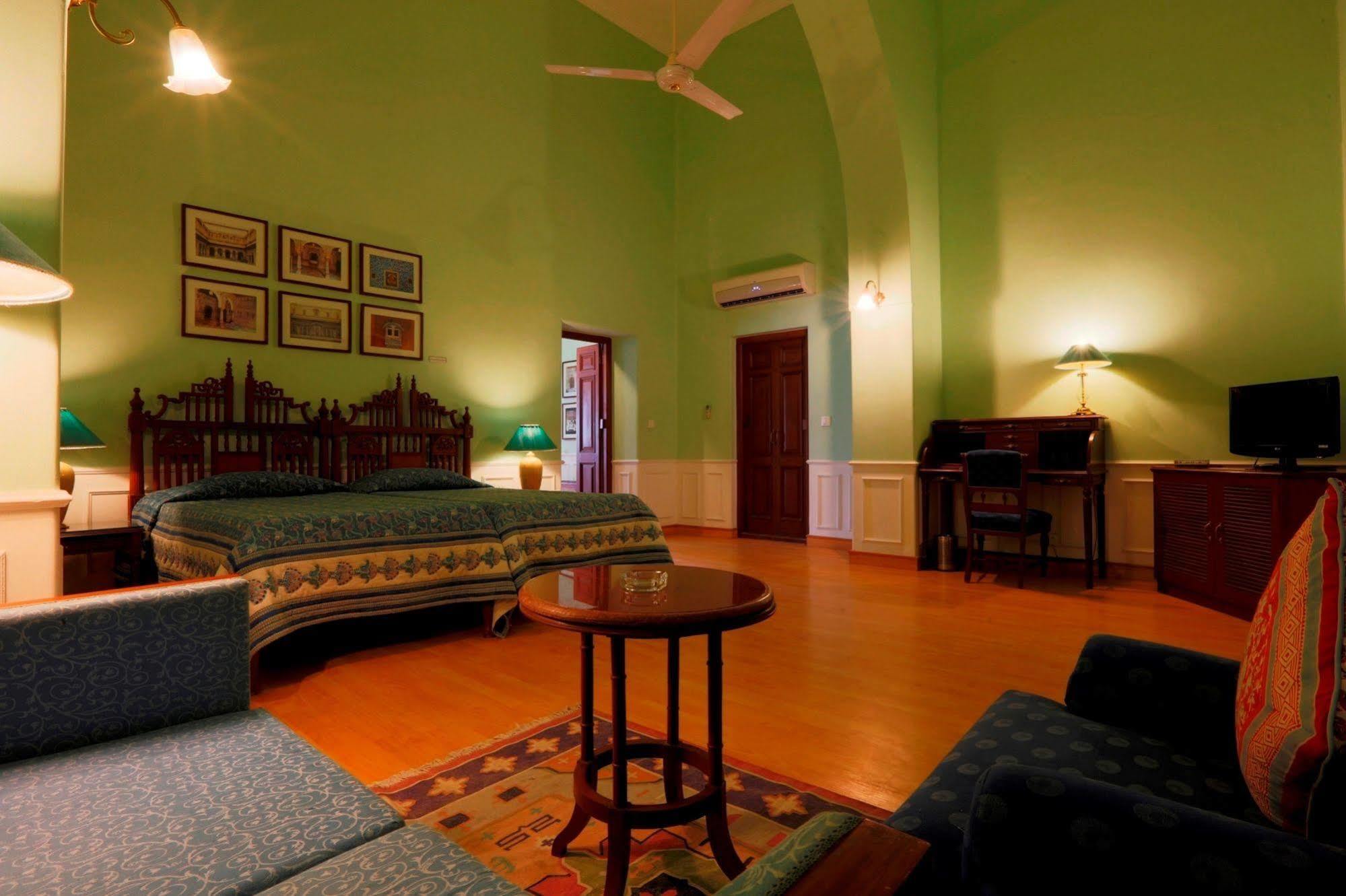 The Lallgarh Palace A Heritage Hotel Bikaner Luaran gambar